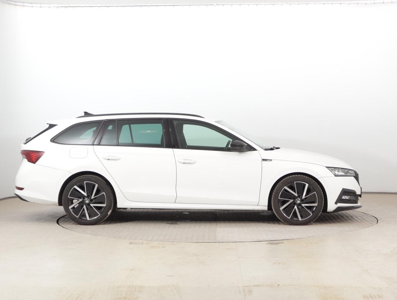 2022 Škoda OCTAVIA - 8