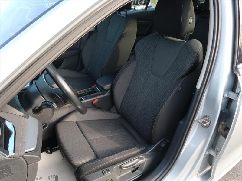 2021 Škoda Octavia - 10