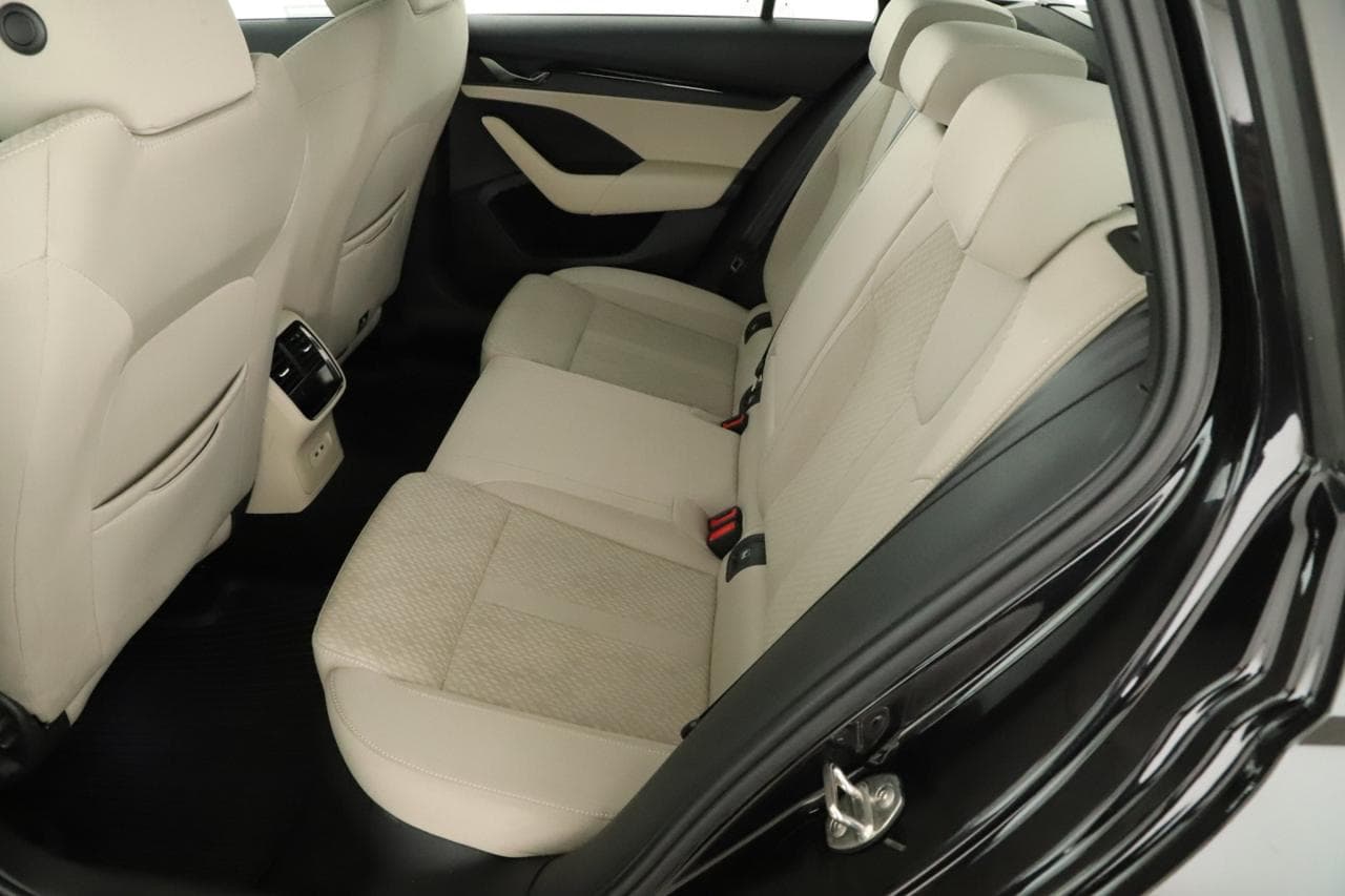 2021 Škoda OCTAVIA - 12