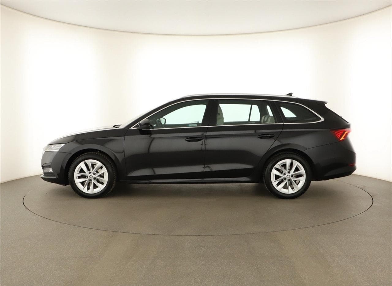 2021 Škoda OCTAVIA - 4