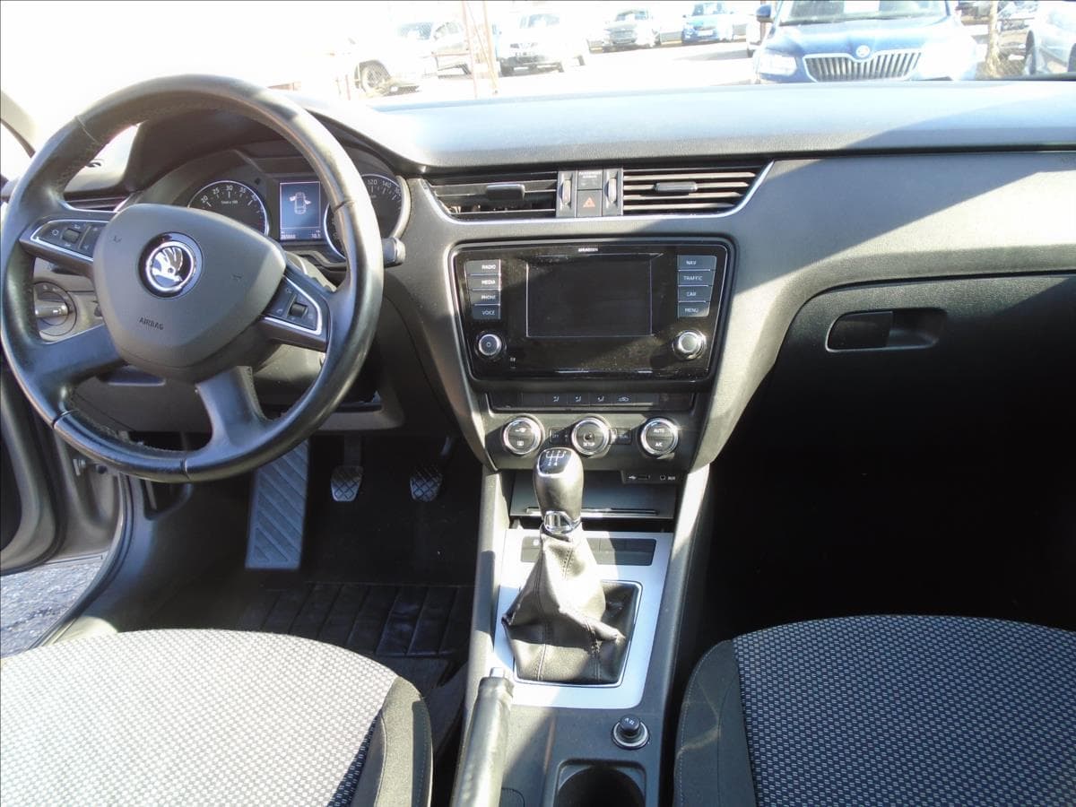 2013 Škoda OCTAVIA - 18