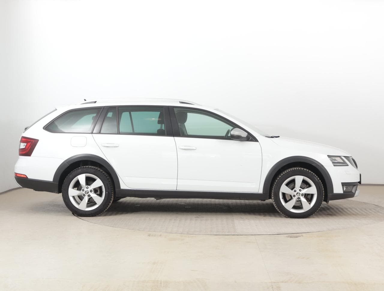 2019 Škoda OCTAVIA - 8