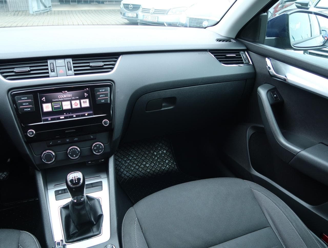 2017 Škoda Octavia - 11