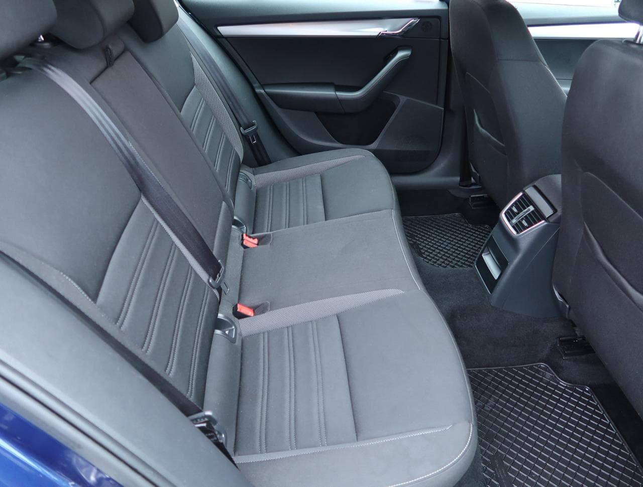 2017 Škoda Octavia - 13