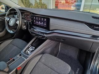 2022 Škoda Octavia - 13