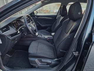 2022 Škoda Octavia - 19