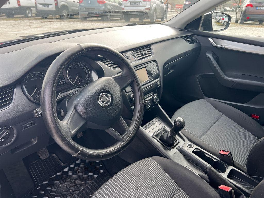 2016 Škoda Octavia - 12