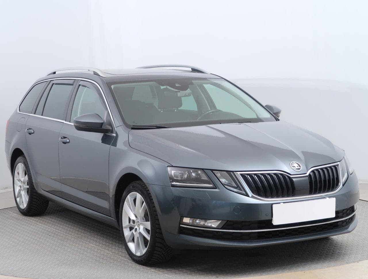 Škoda Octavia 1.6 TDI 85kW kombi