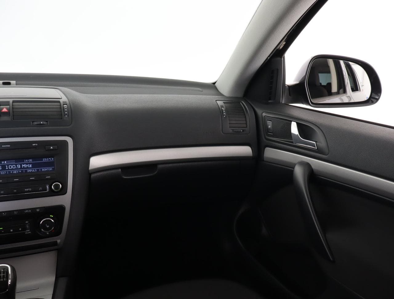 2011 Škoda Octavia - 11