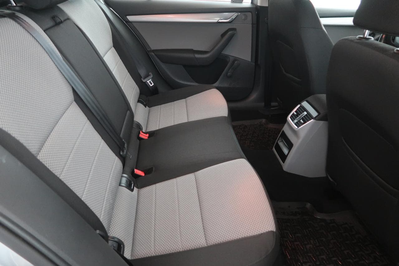 2016 Škoda Octavia - 13