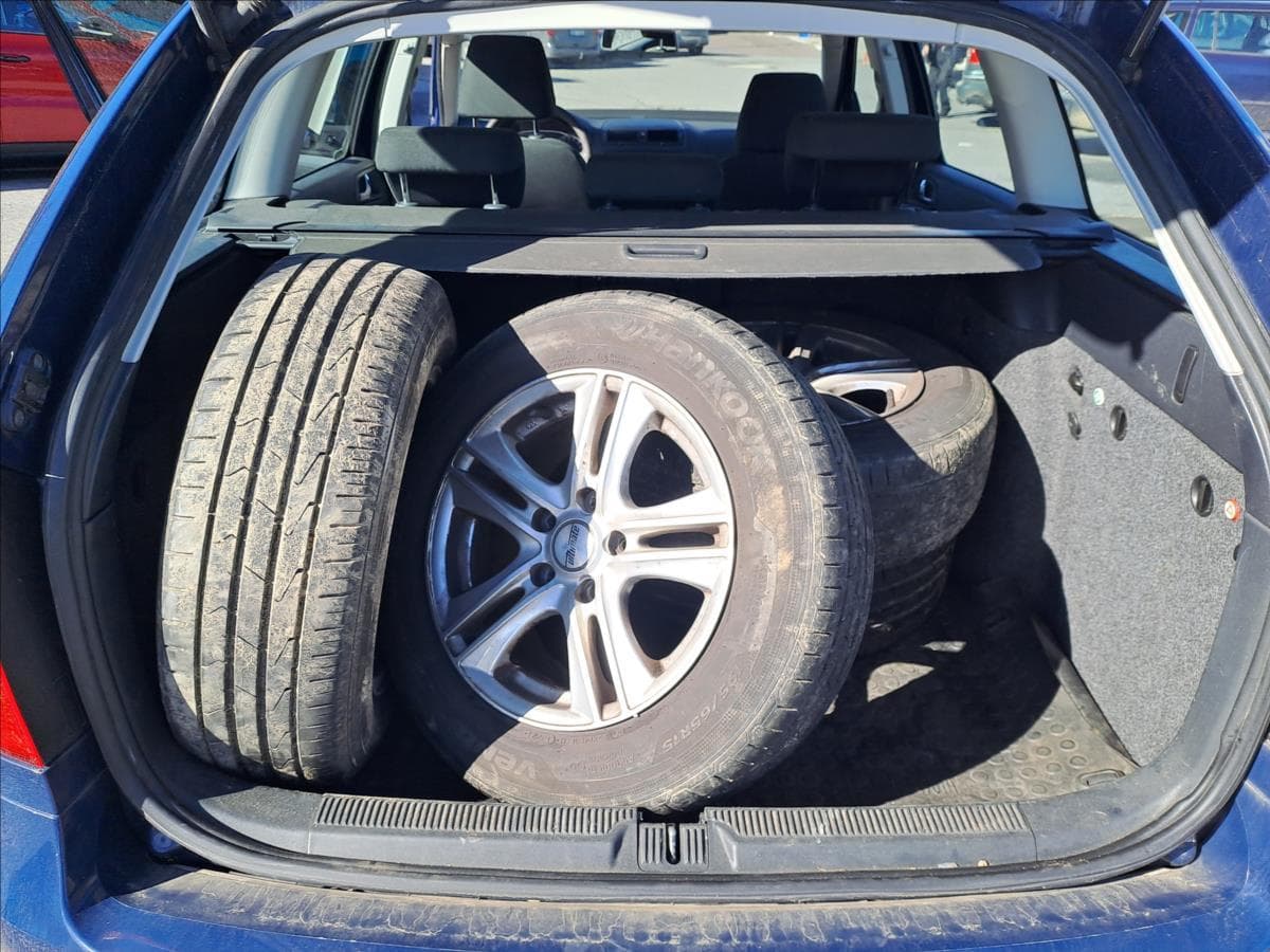 2011 Škoda Octavia - 13