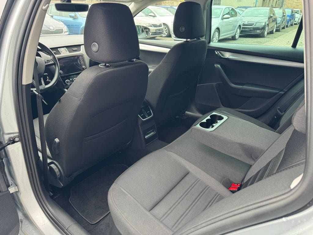 2018 Škoda Octavia - 18