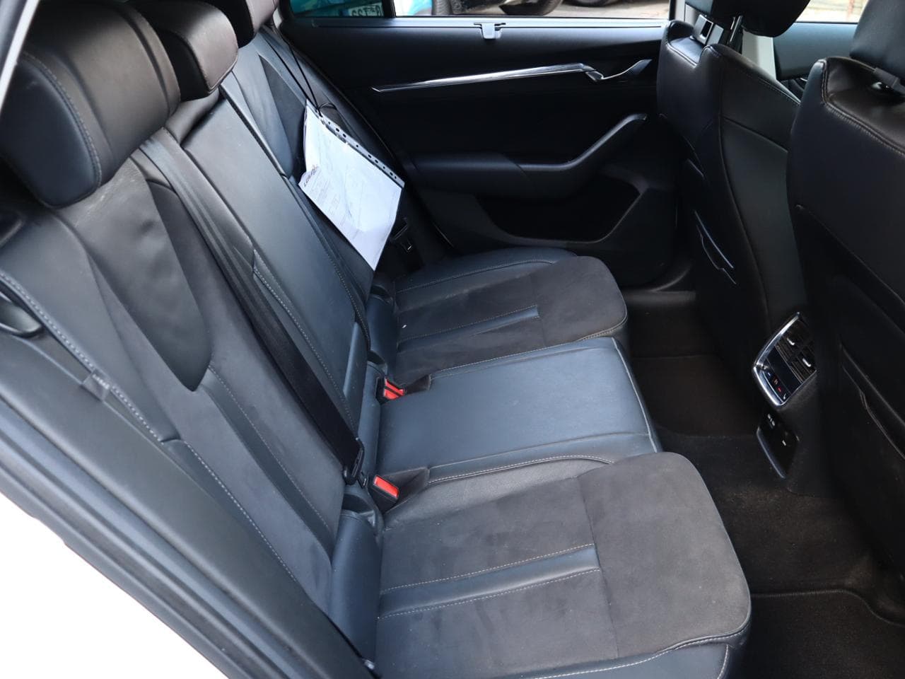 2023 Škoda Octavia - 11