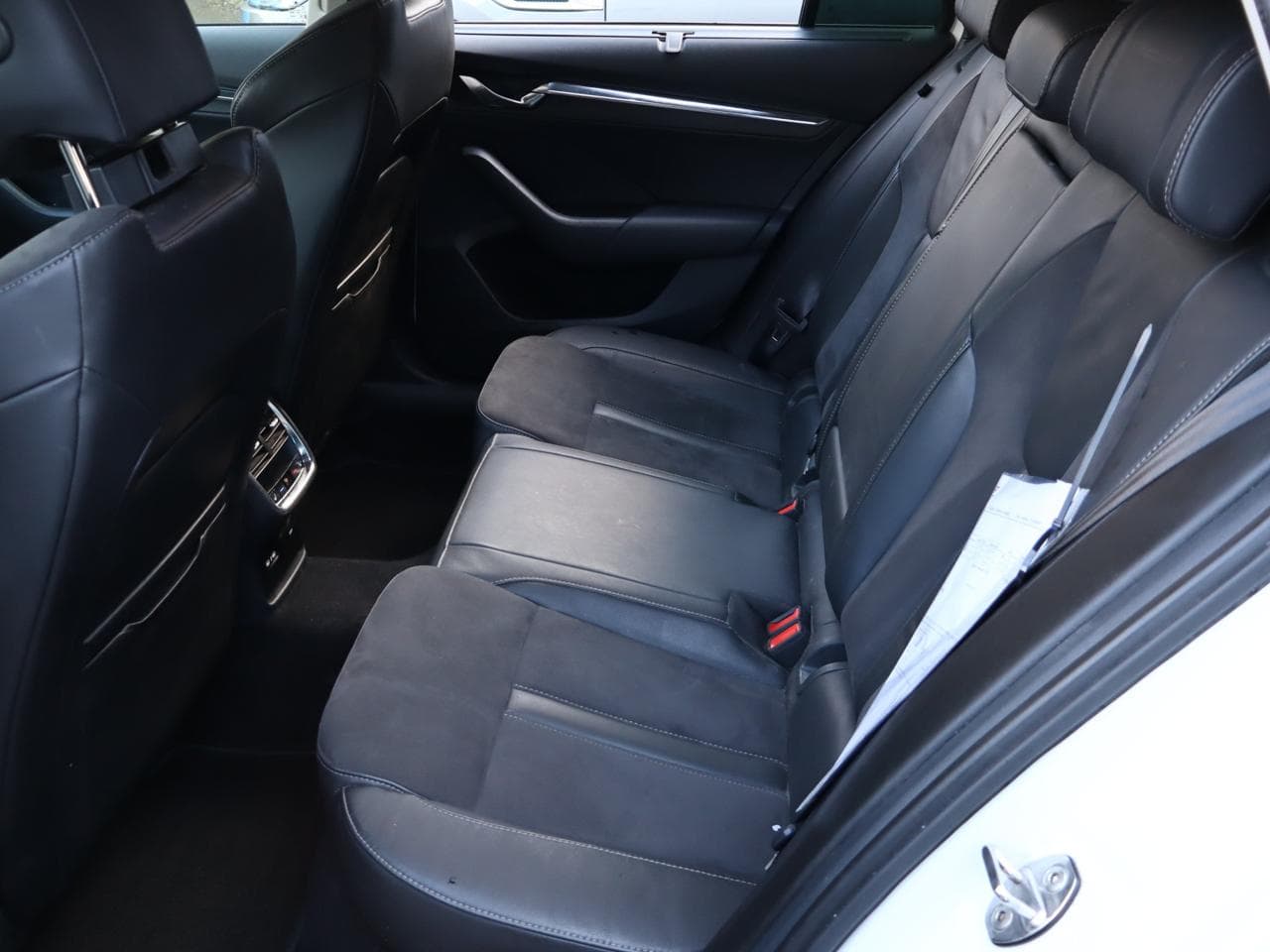 2023 Škoda Octavia - 13