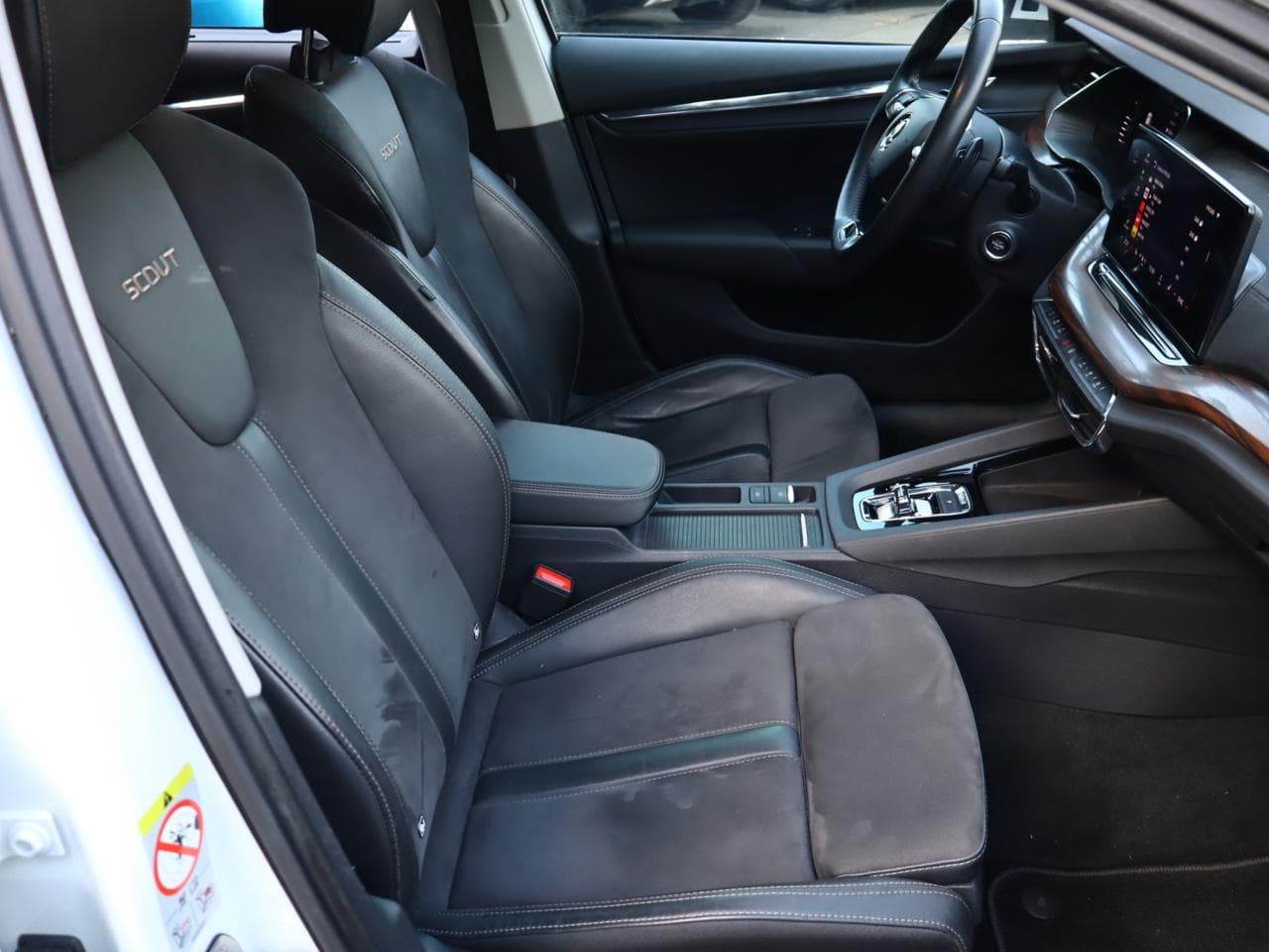 2023 Škoda Octavia - 10