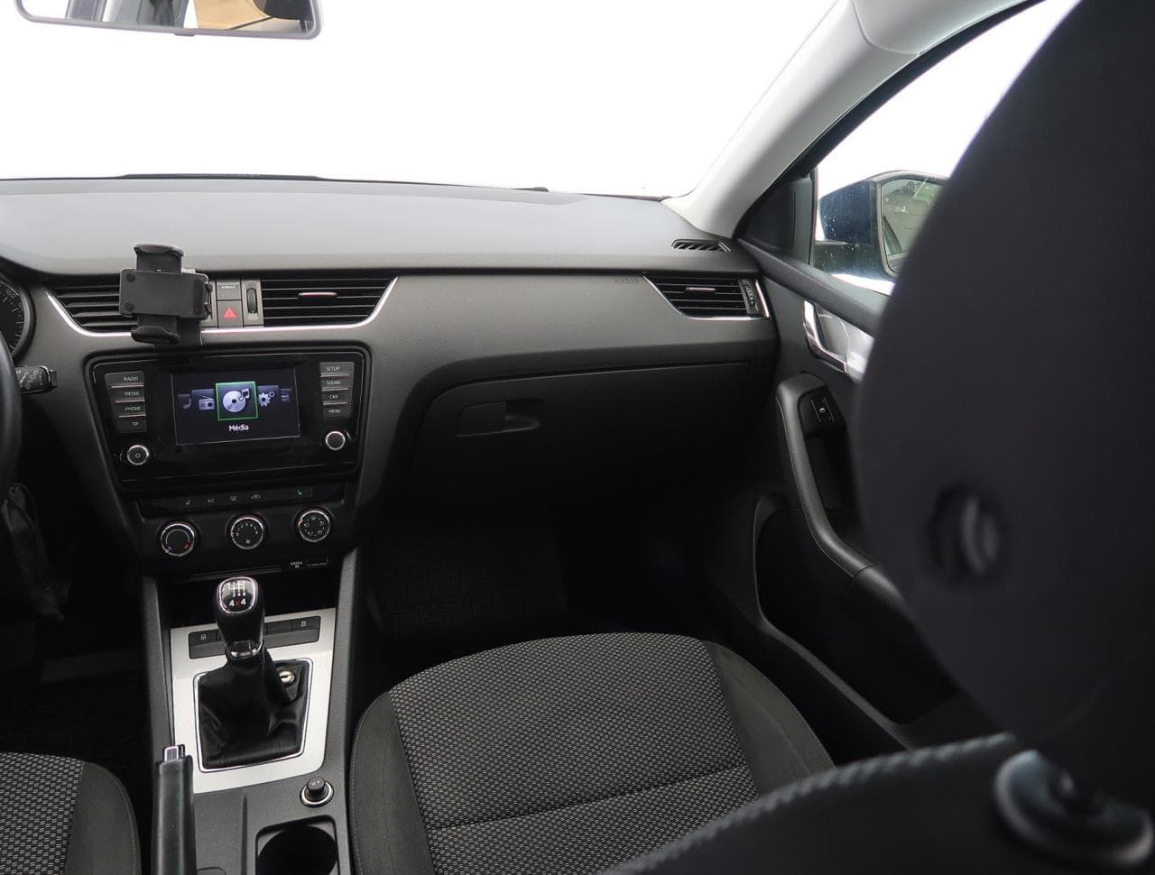 2015 Škoda Octavia - 11