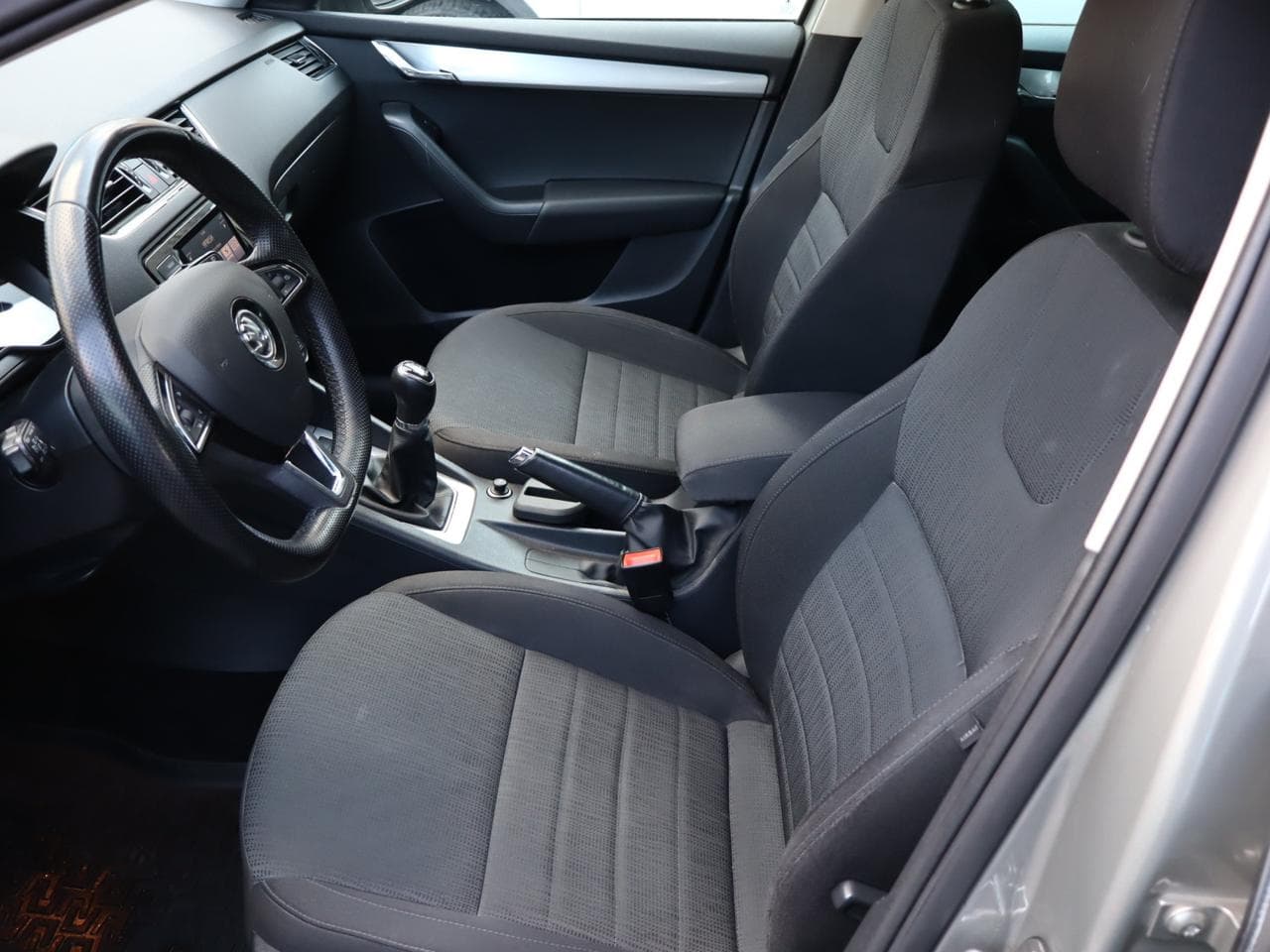 2015 Škoda Octavia - 14