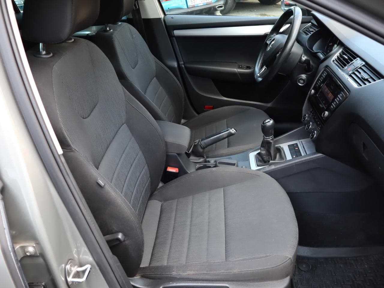 2015 Škoda Octavia - 10