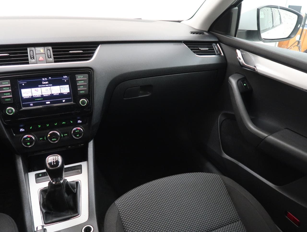 2017 Škoda Octavia - 11