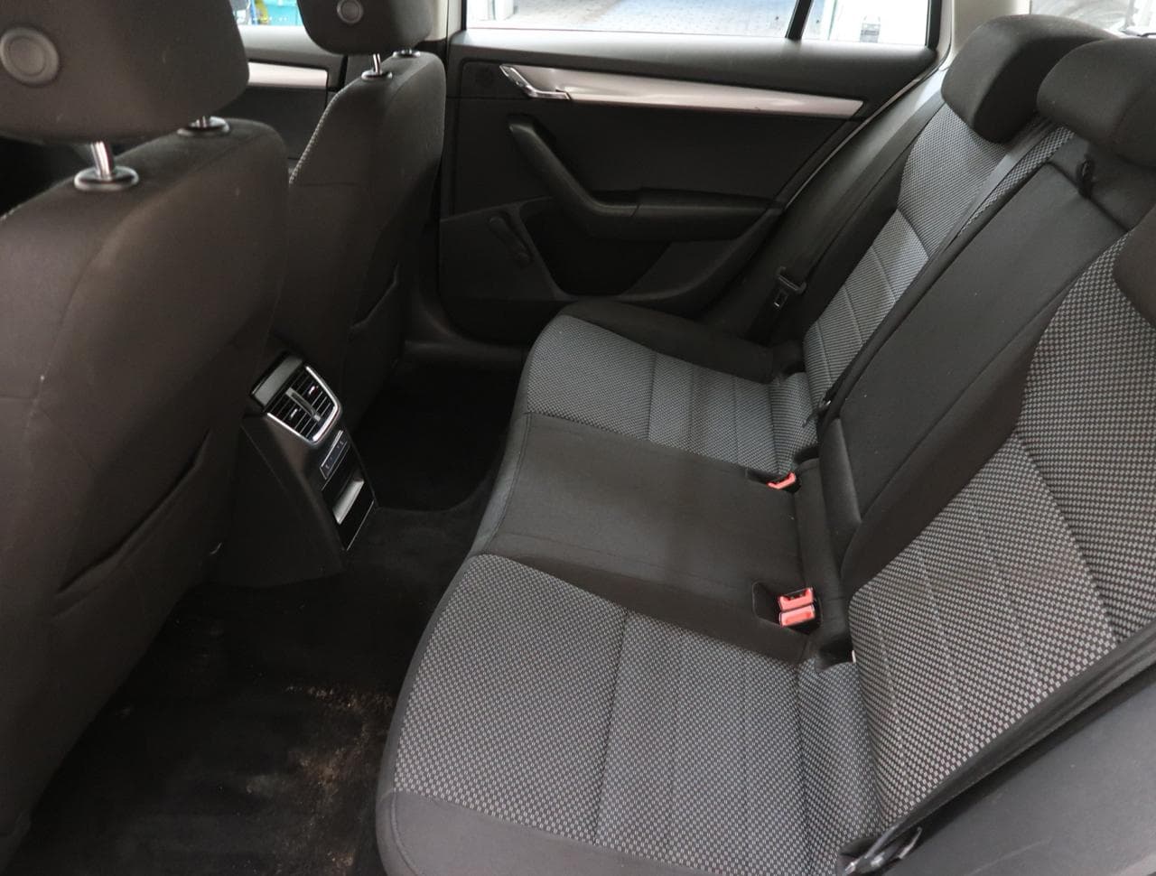 2017 Škoda Octavia - 15