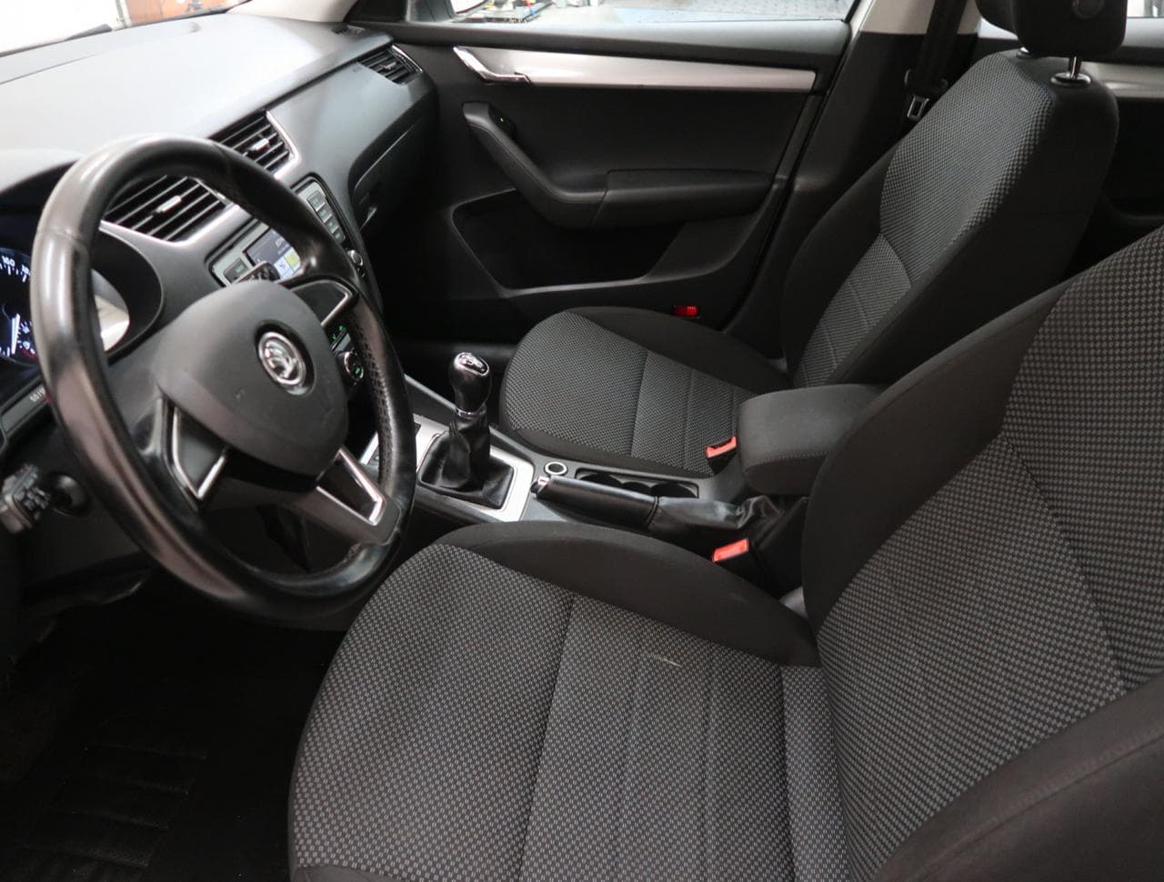 2017 Škoda Octavia - 16
