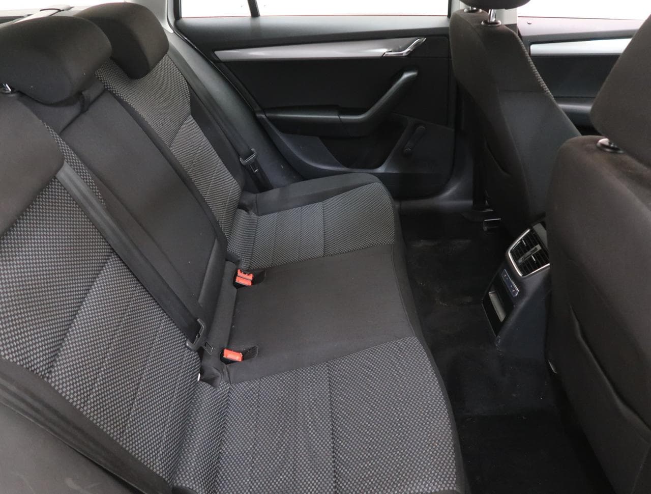 2017 Škoda Octavia - 13