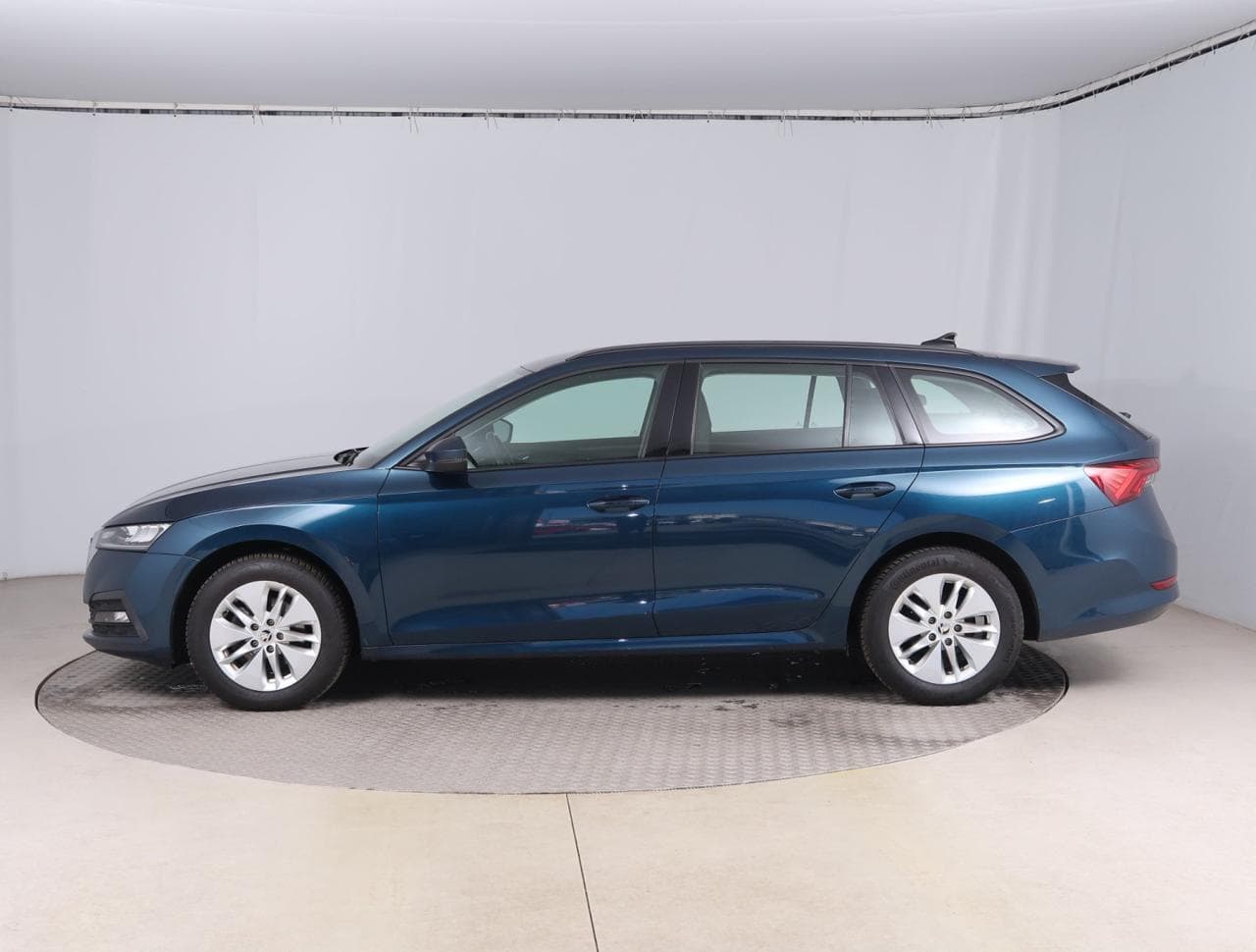 2021 Škoda Octavia - 4