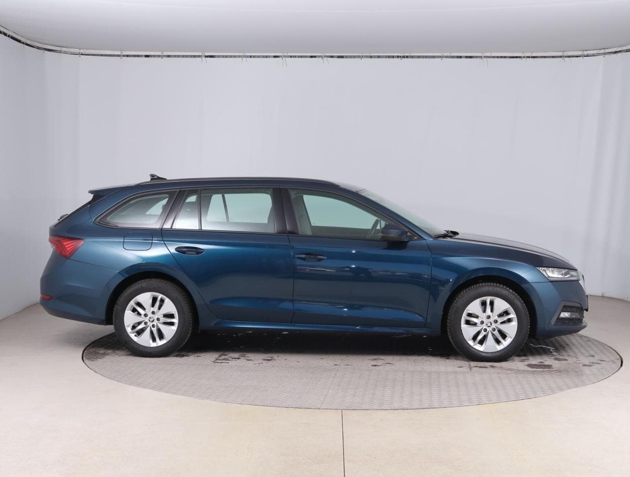 2021 Škoda Octavia - 8