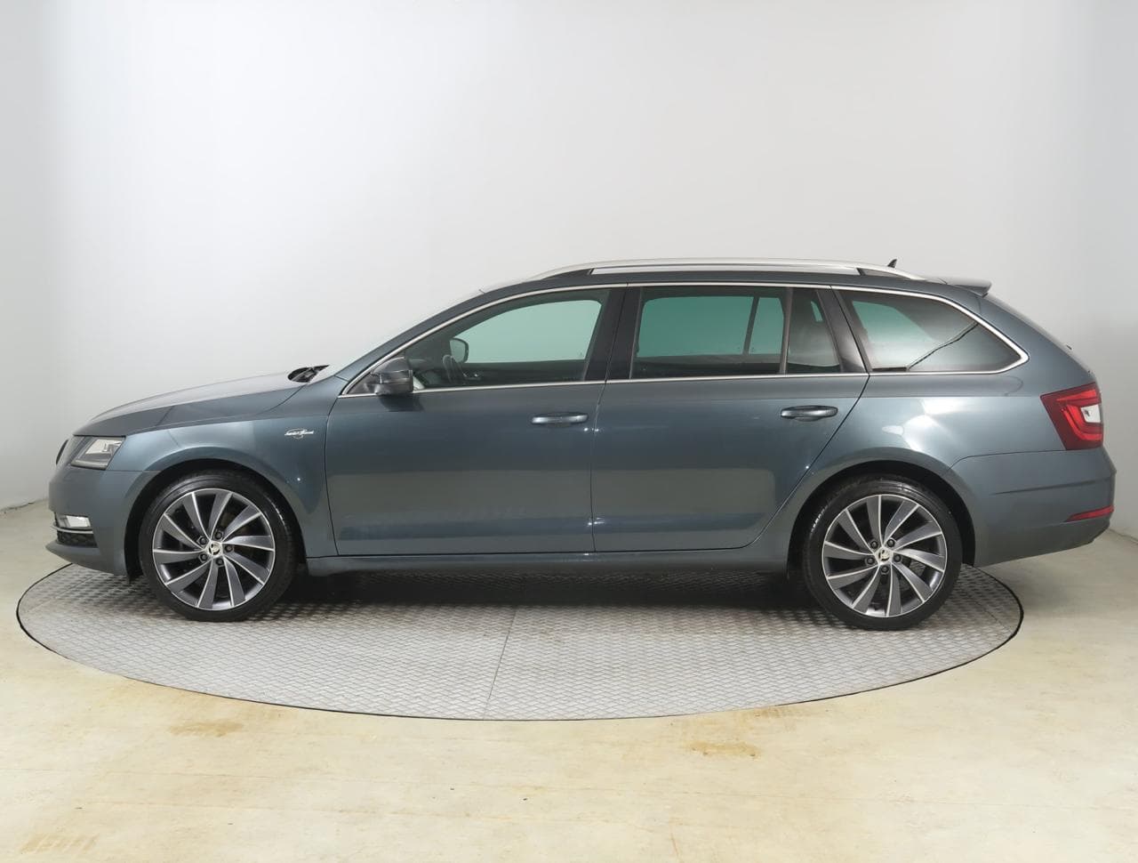 2019 Škoda Octavia - 4