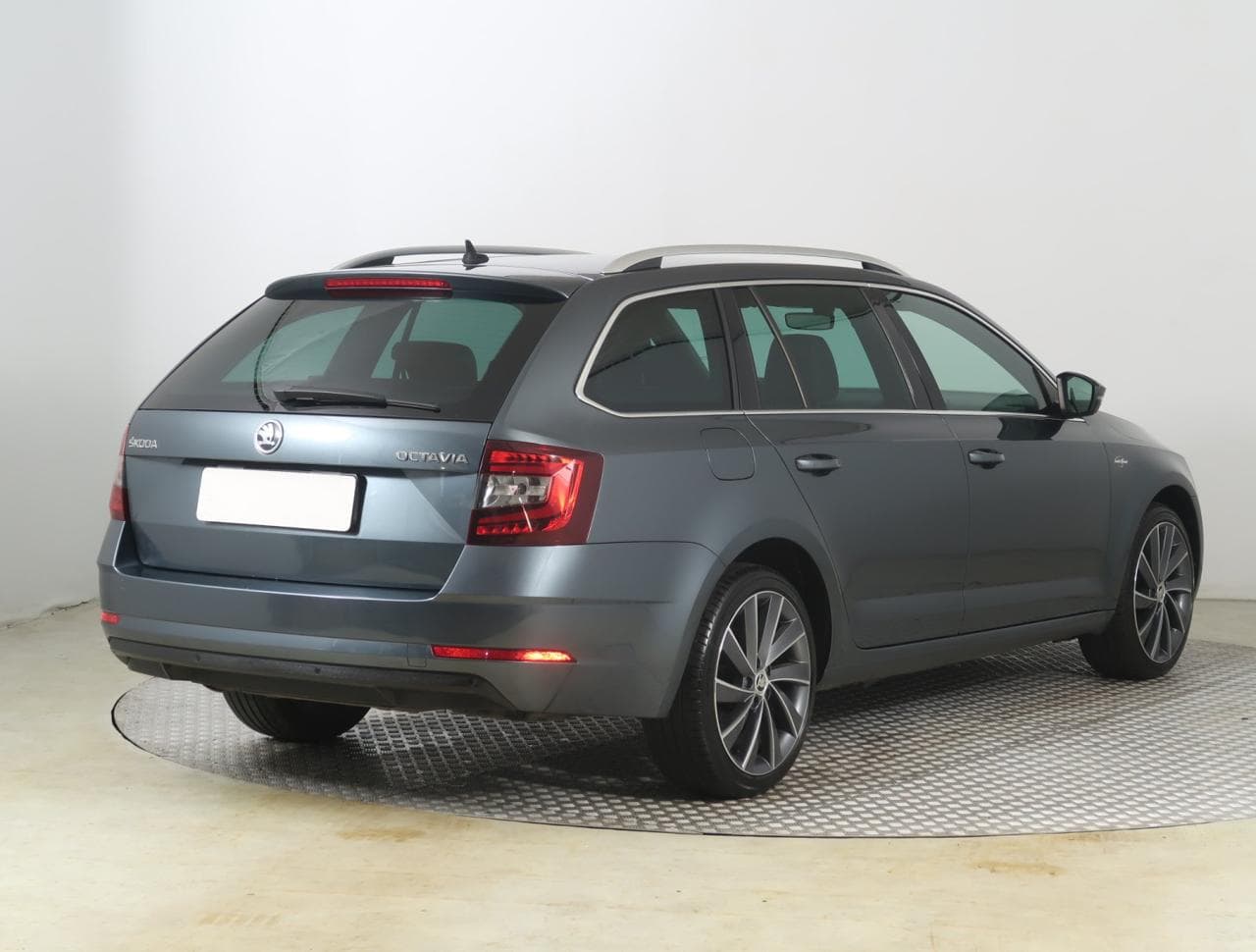 2019 Škoda Octavia - 7