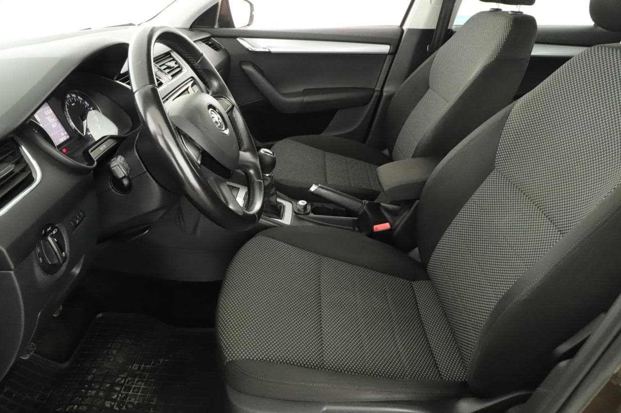 2015 Škoda Octavia - 13