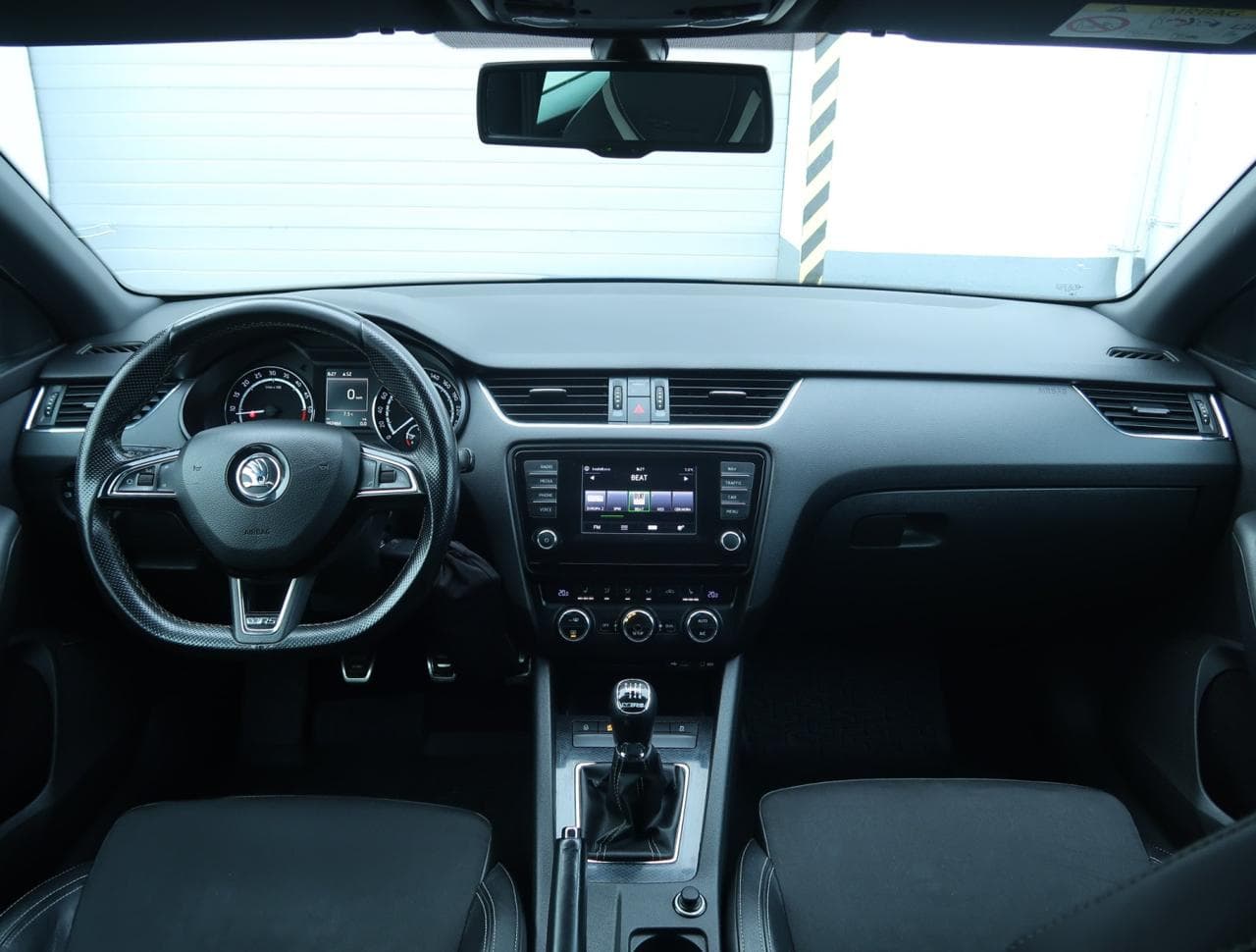 2015 Škoda Octavia - 10