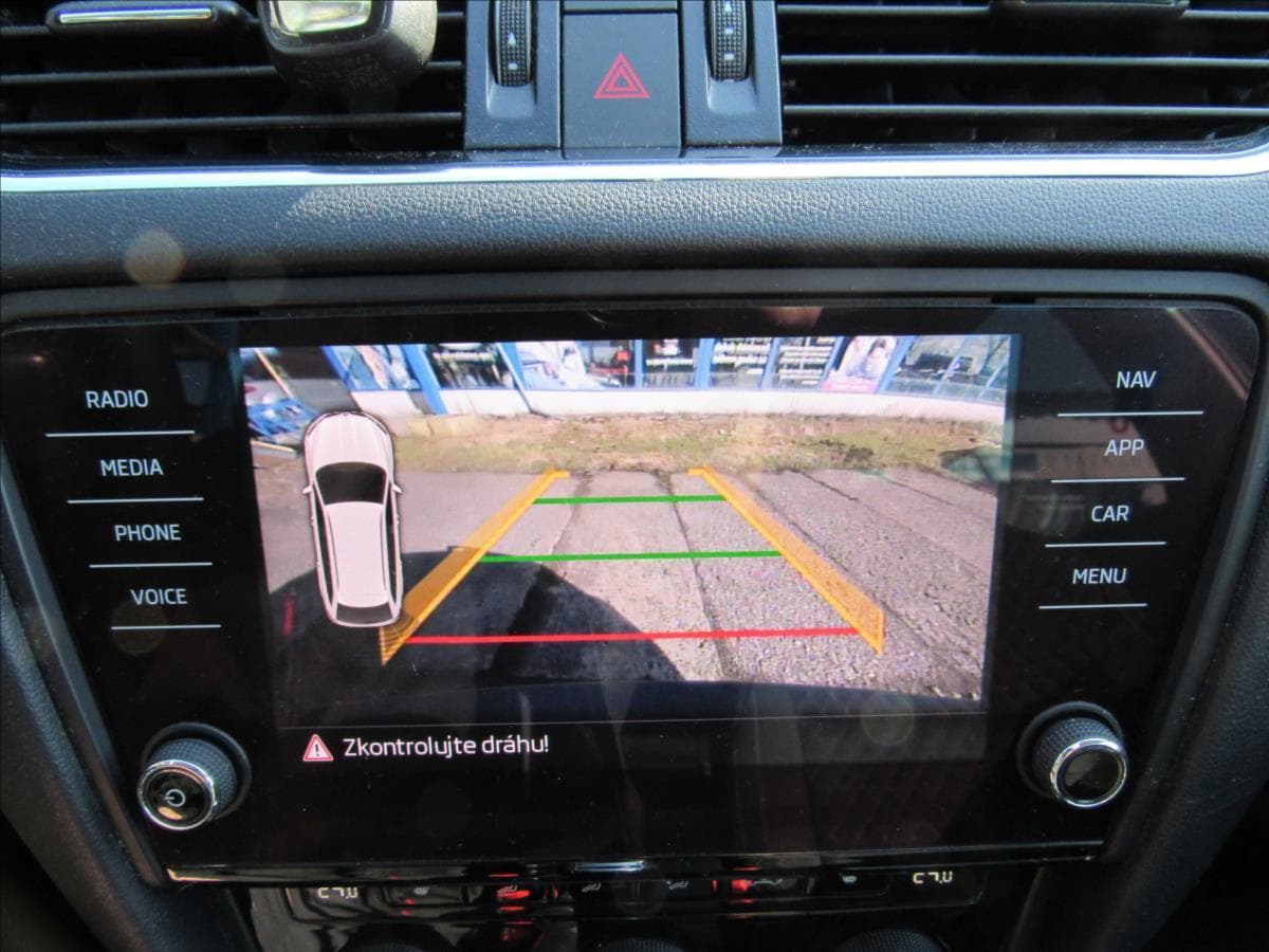 2017 Škoda Octavia - 18