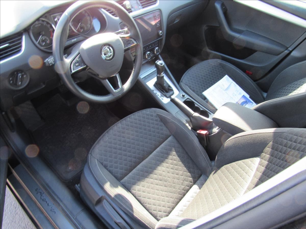 2017 Škoda Octavia - 9