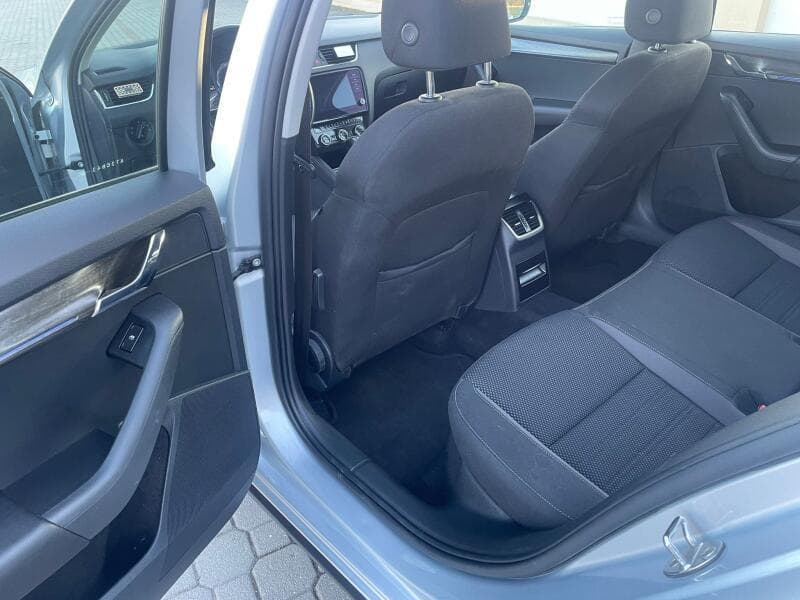 2019 Škoda Octavia - 10