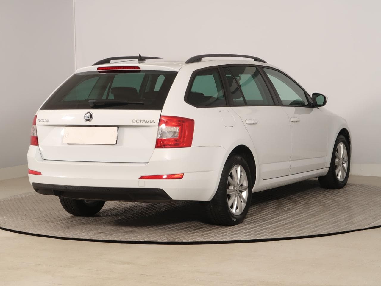 2017 Škoda Octavia - 7