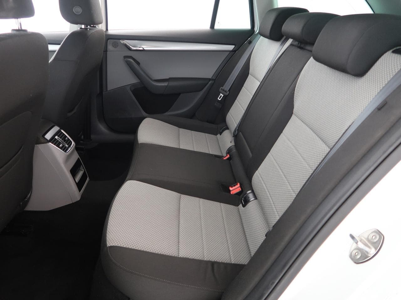 2017 Škoda Octavia - 15