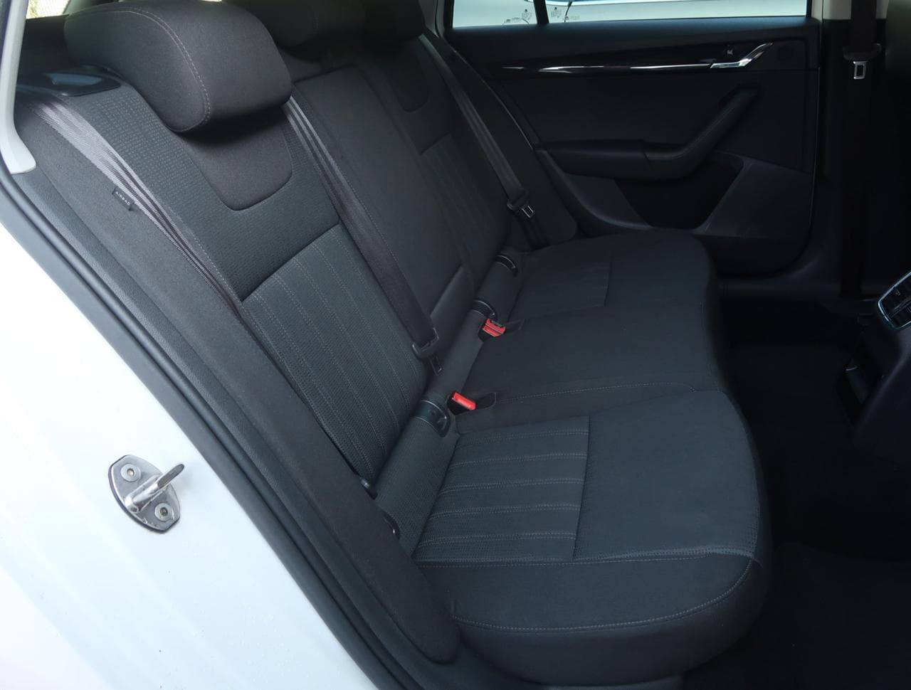 2018 Škoda Octavia - 13