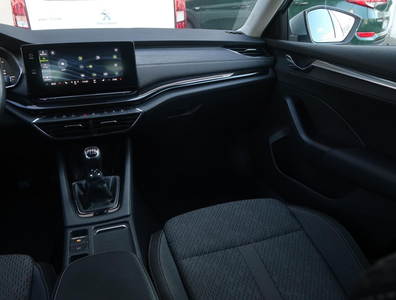 2022 Škoda Octavia - 11