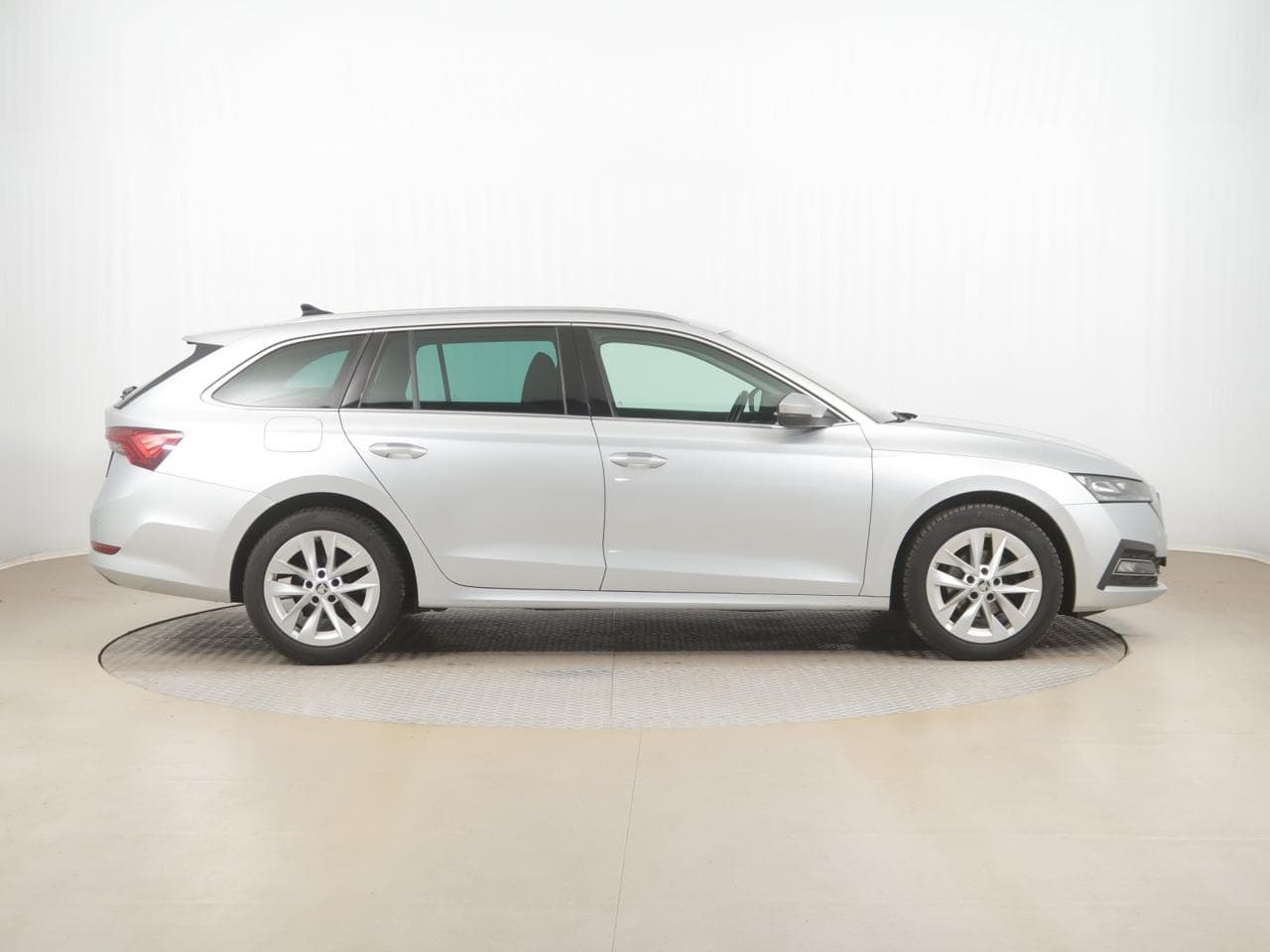 2022 Škoda Octavia - 8