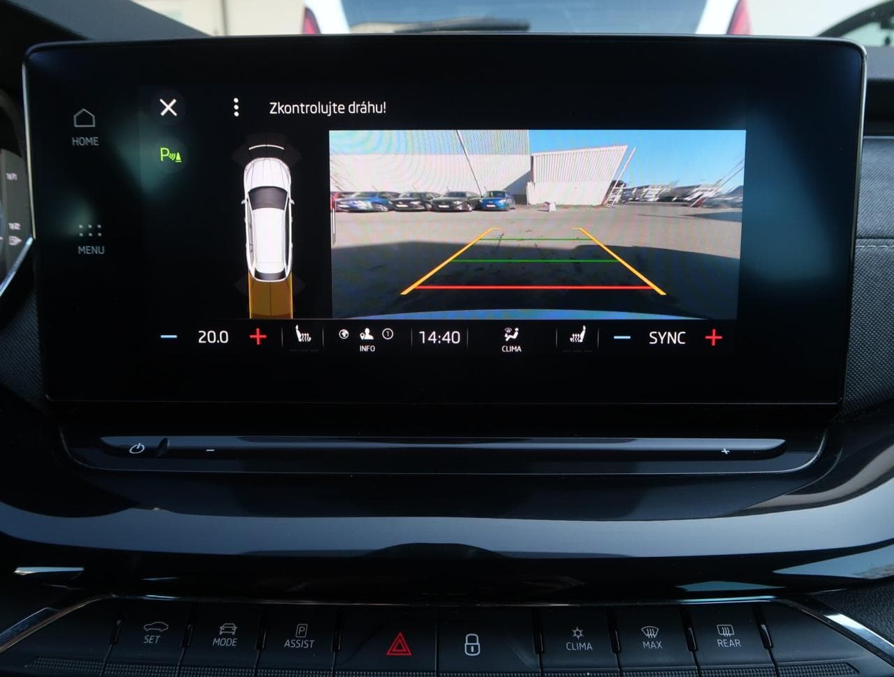 2022 Škoda Octavia - 19