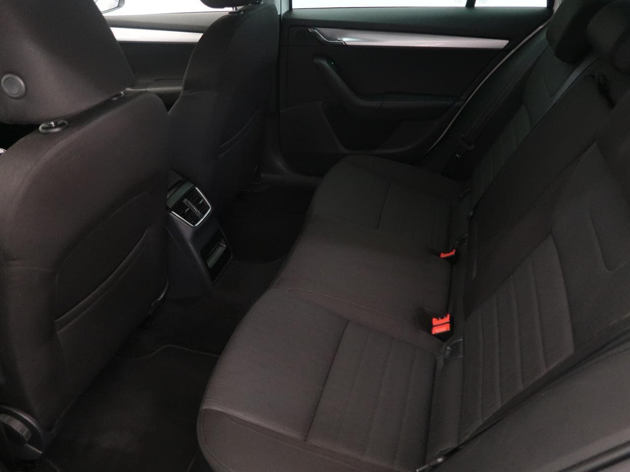 2014 Škoda Octavia - 15