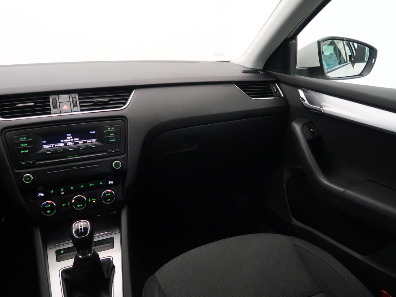 2014 Škoda Octavia - 11