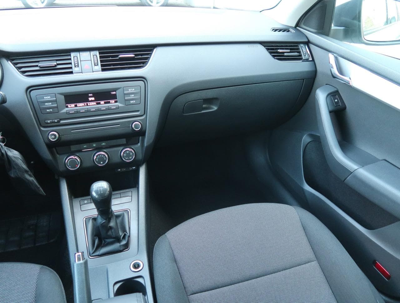 2016 Škoda OCTAVIA - 11