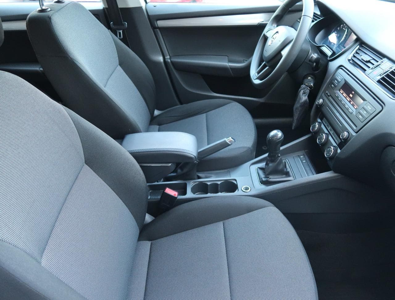 2016 Škoda OCTAVIA - 12