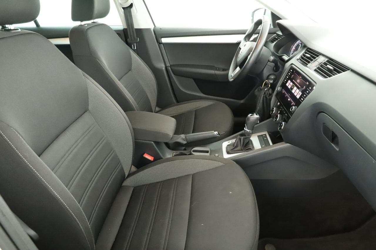 2019 Škoda Octavia - 10