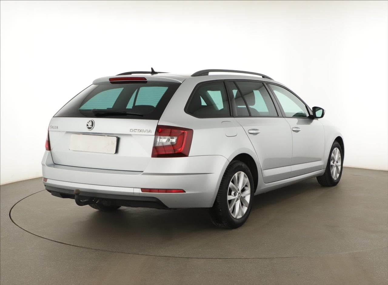 2019 Škoda Octavia - 7