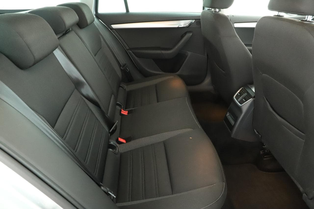 2019 Škoda Octavia - 11