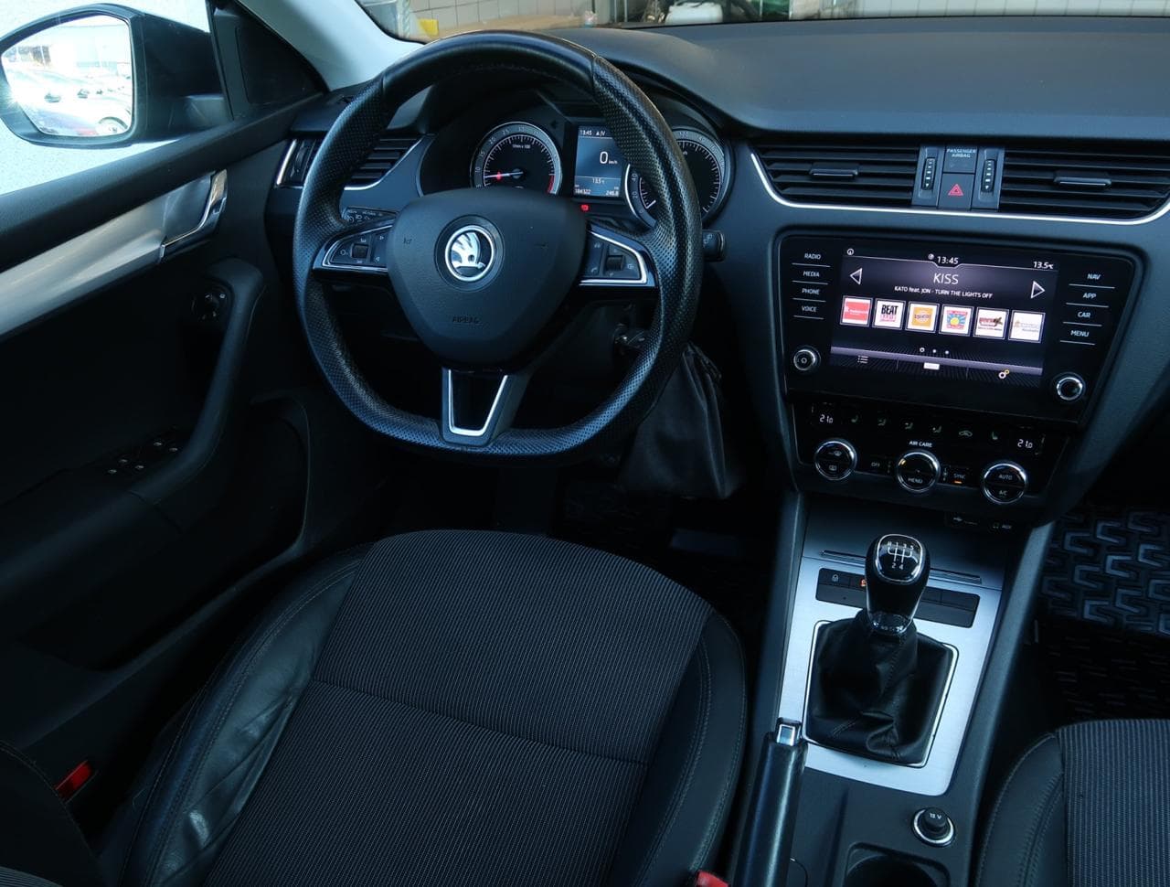 2017 Škoda Octavia - 9