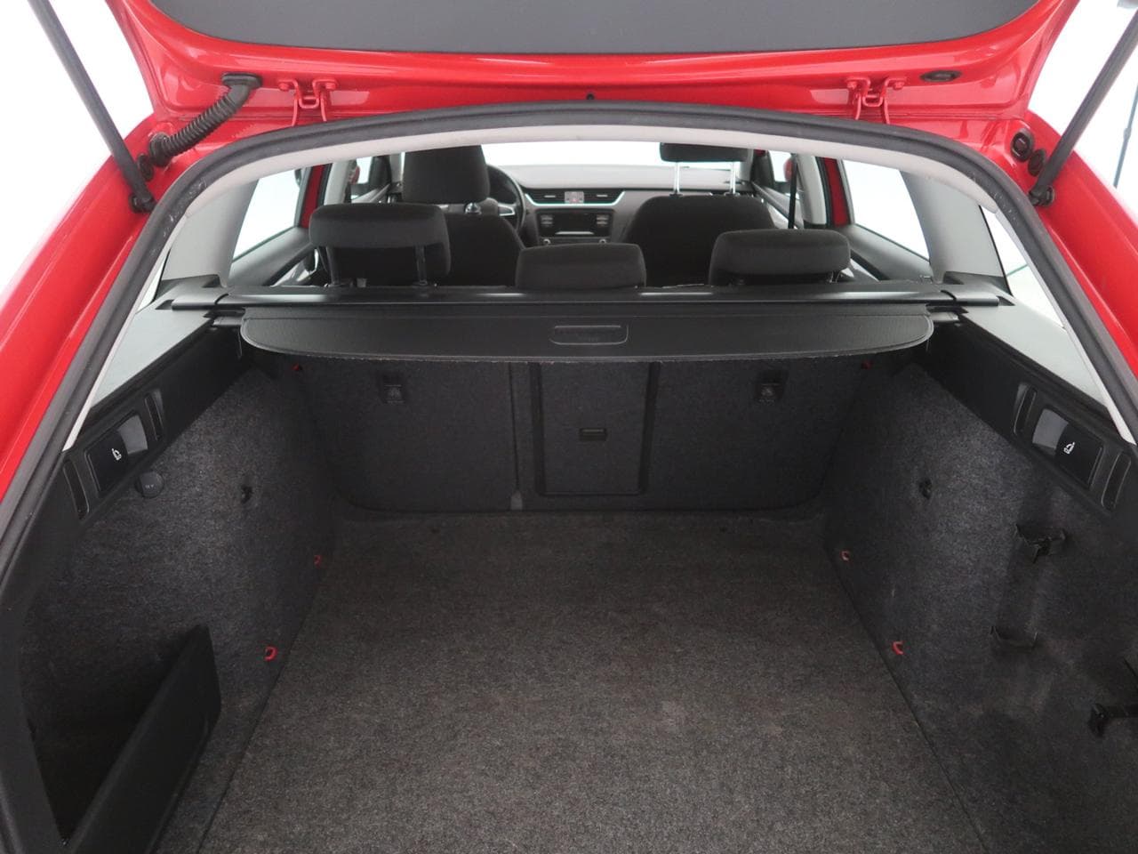 2015 Škoda Octavia - 20